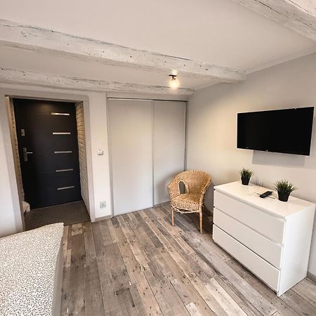Apartament Z Widokiem Na Pomnik Kopernika - Rynek Staromiejski Torun Bagian luar foto