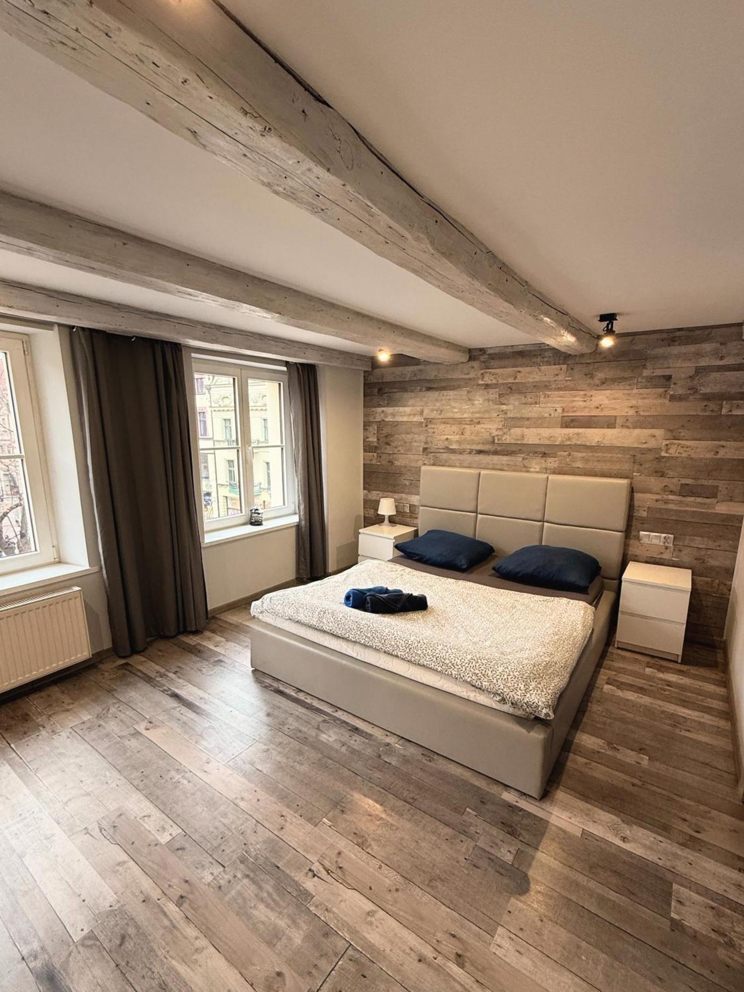 Apartament Z Widokiem Na Pomnik Kopernika - Rynek Staromiejski Torun Bagian luar foto