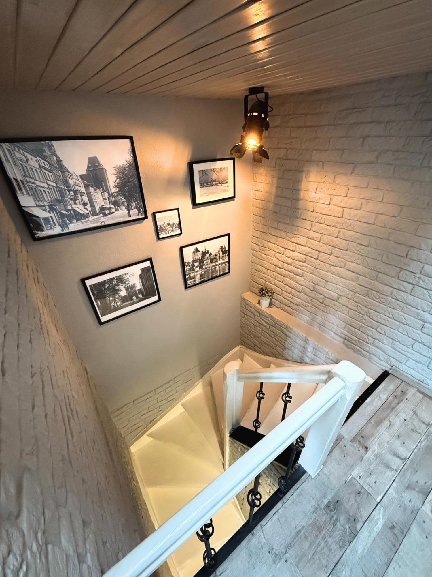 Apartament Z Widokiem Na Pomnik Kopernika - Rynek Staromiejski Torun Bagian luar foto