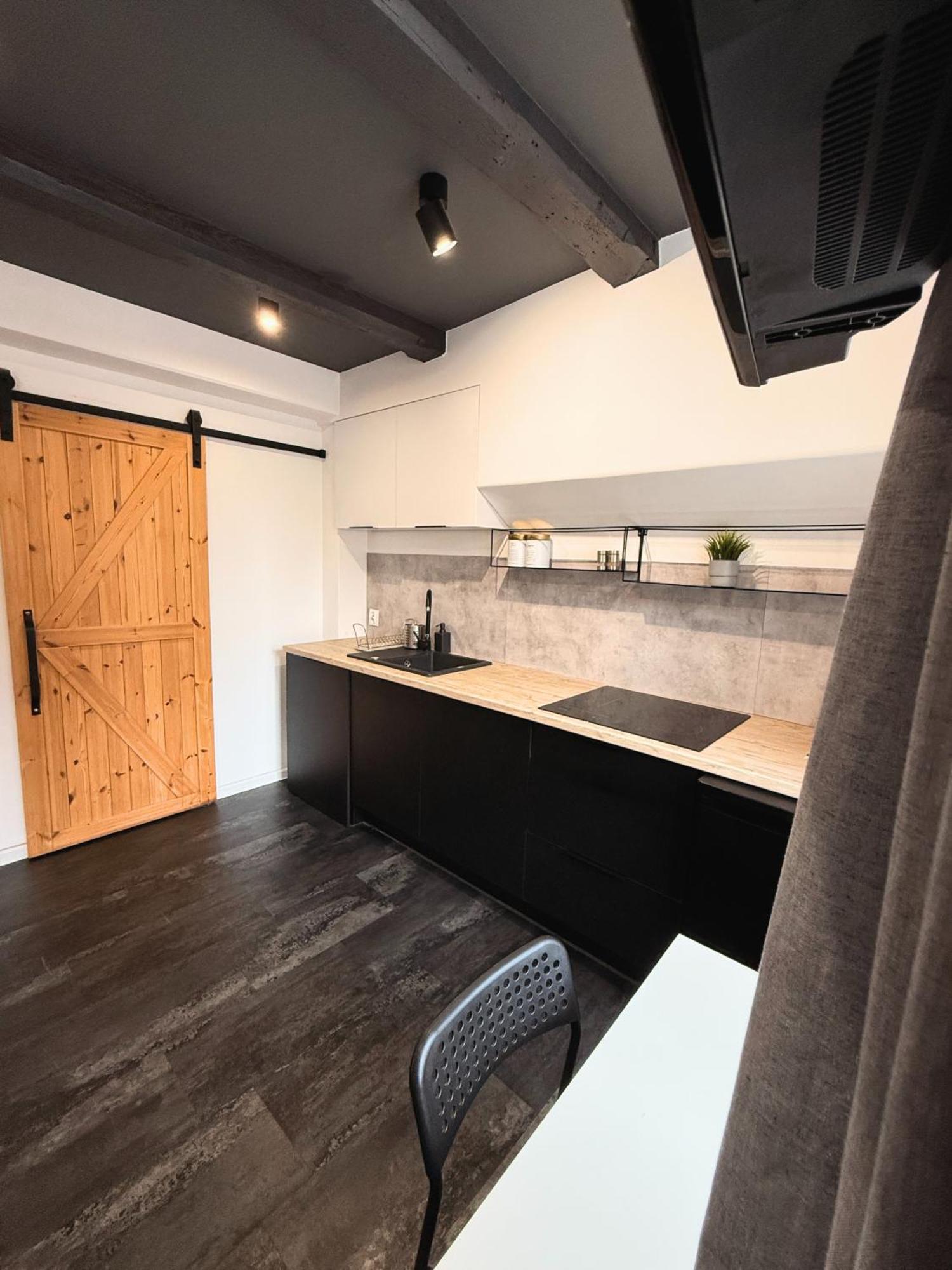 Apartament Z Widokiem Na Pomnik Kopernika - Rynek Staromiejski Torun Bagian luar foto