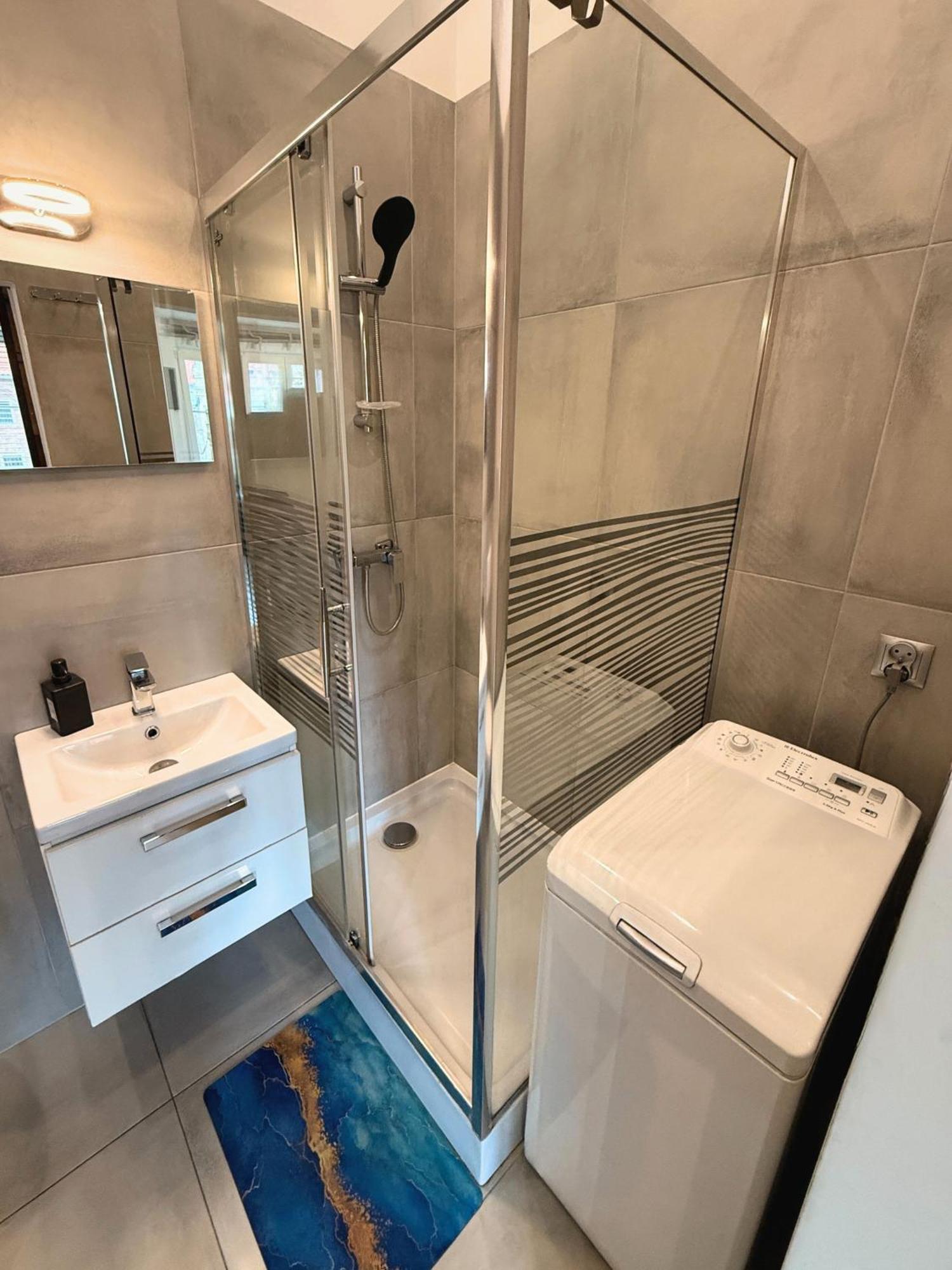 Apartament Z Widokiem Na Pomnik Kopernika - Rynek Staromiejski Torun Bagian luar foto