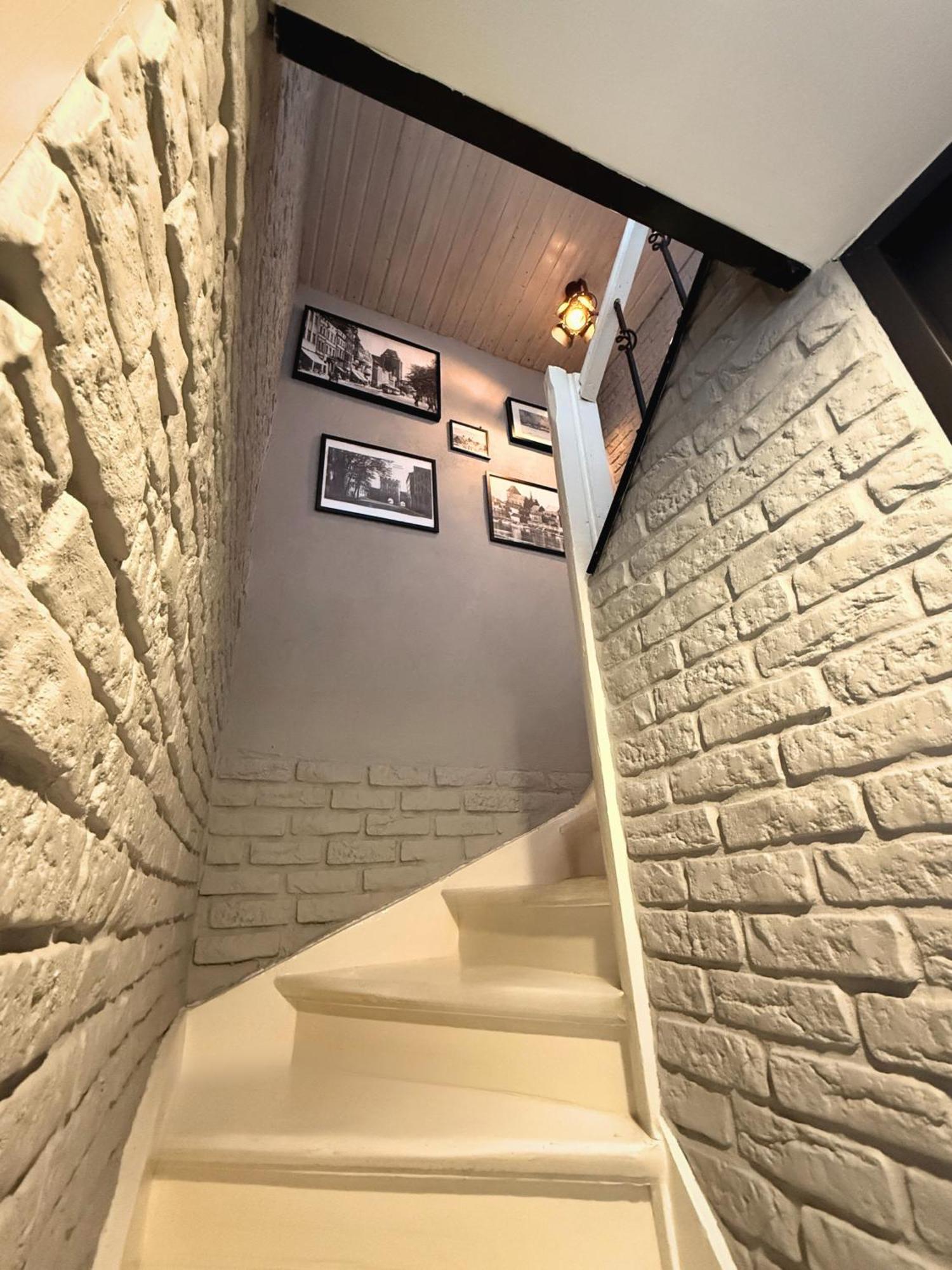 Apartament Z Widokiem Na Pomnik Kopernika - Rynek Staromiejski Torun Bagian luar foto